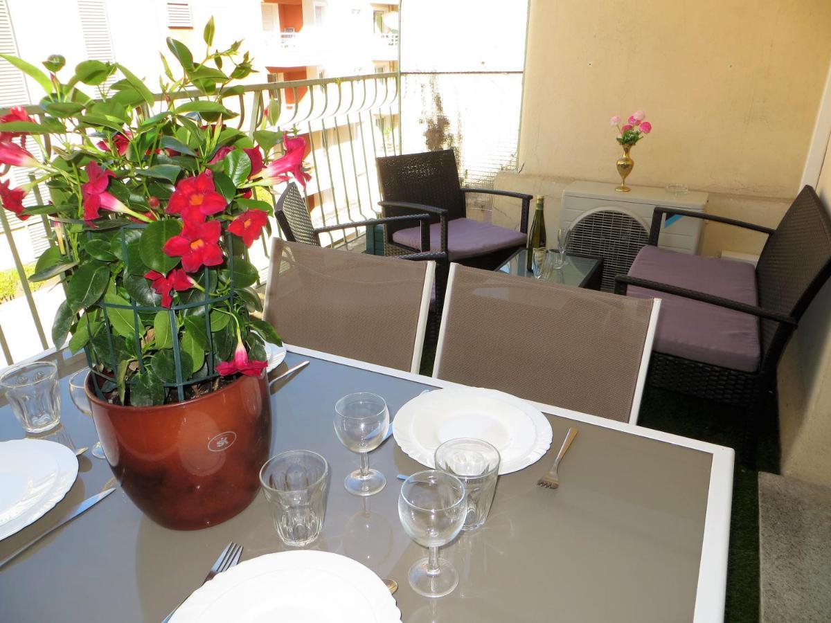 9 Avenue De Carras Apartment Nice Bagian luar foto